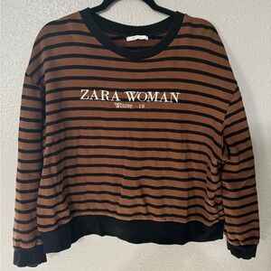 Zara Woman Winter ‘19 black & brown striped crew sweatshirt